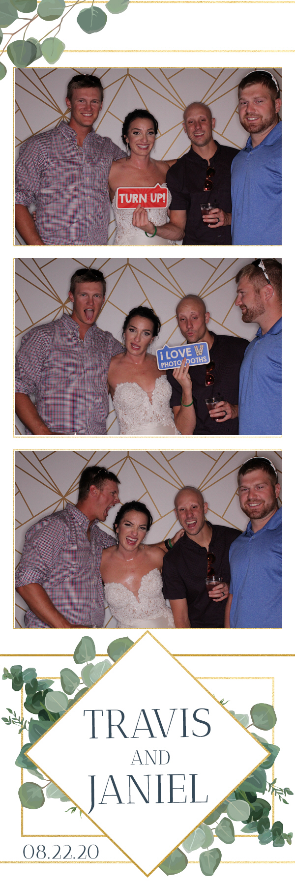 Jacquie & Dennis’ Wedding | View more photos from the event at gallery.photoboothbillings.com/u/PhotoBoothBillings/Jacquie-Dennis’-Wedding-0